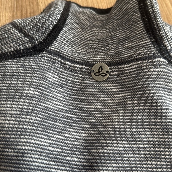 PRANA Tellie Sweater Pullover Charcoal Gray Striped 1/4 Zip Wool Blend Small - Picture 6 of 9